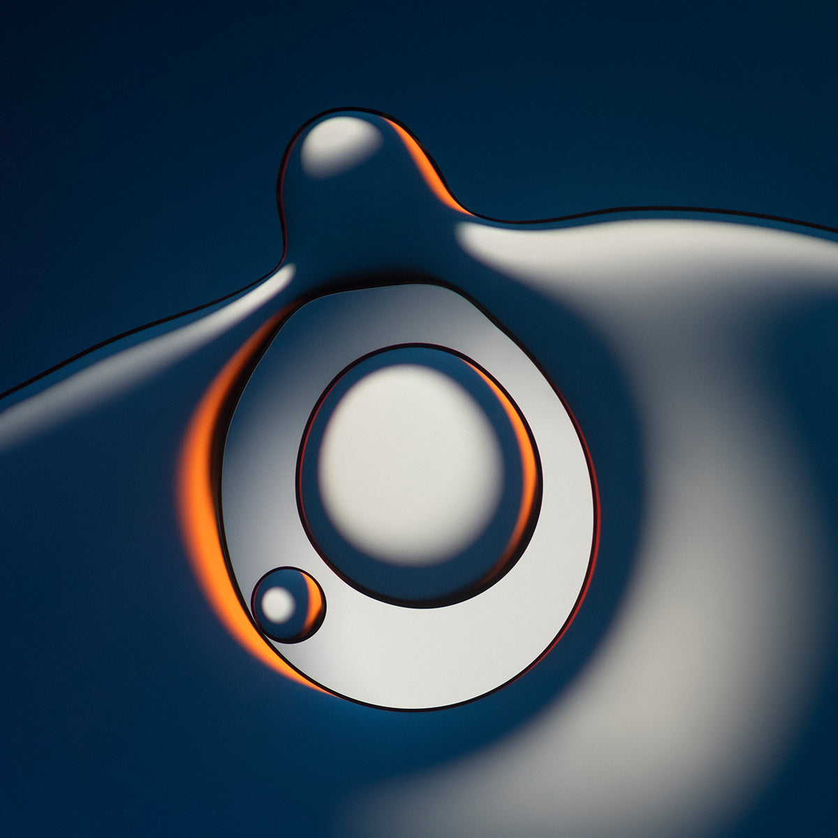 Fluid Metallic Glow