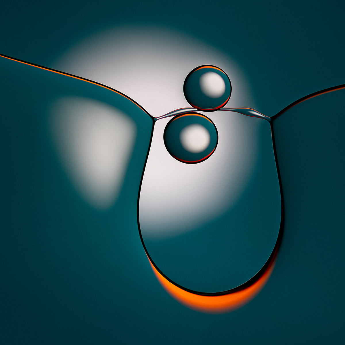 Liquid Light Spheres