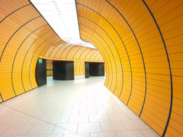 Micha Pawlitzki - U-Bahn Marienplatz, München